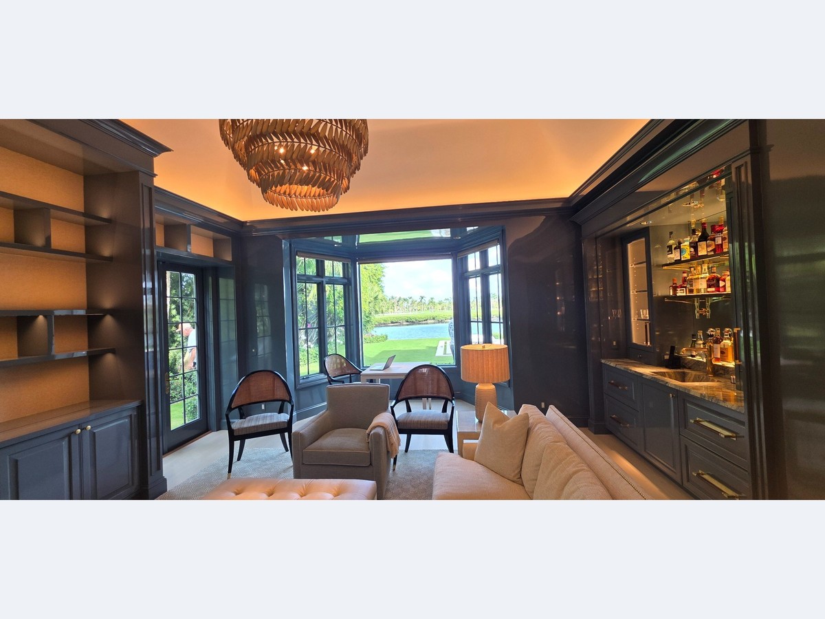 Interior before and after after photo