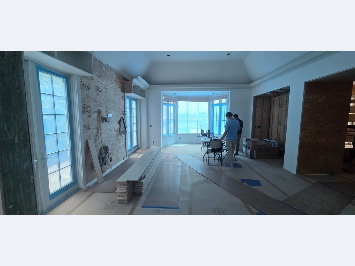 Interior before and after before photo 2