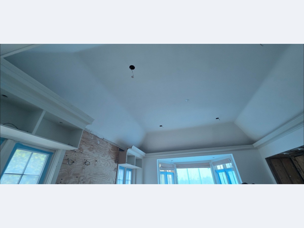 Interior before and after before photo