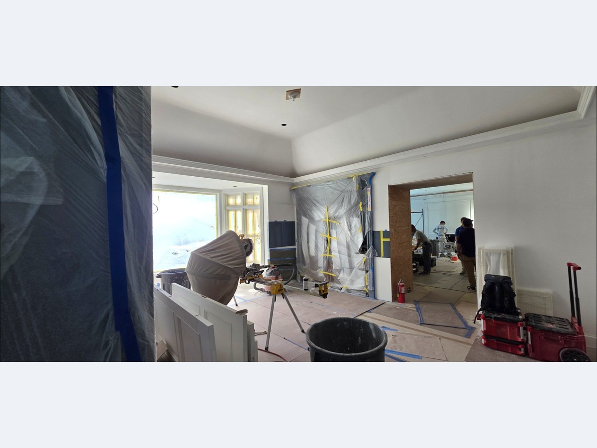 Interior before and after before photo