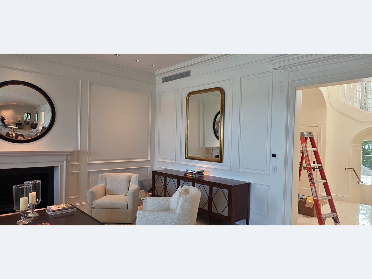 Interior before and after after photo