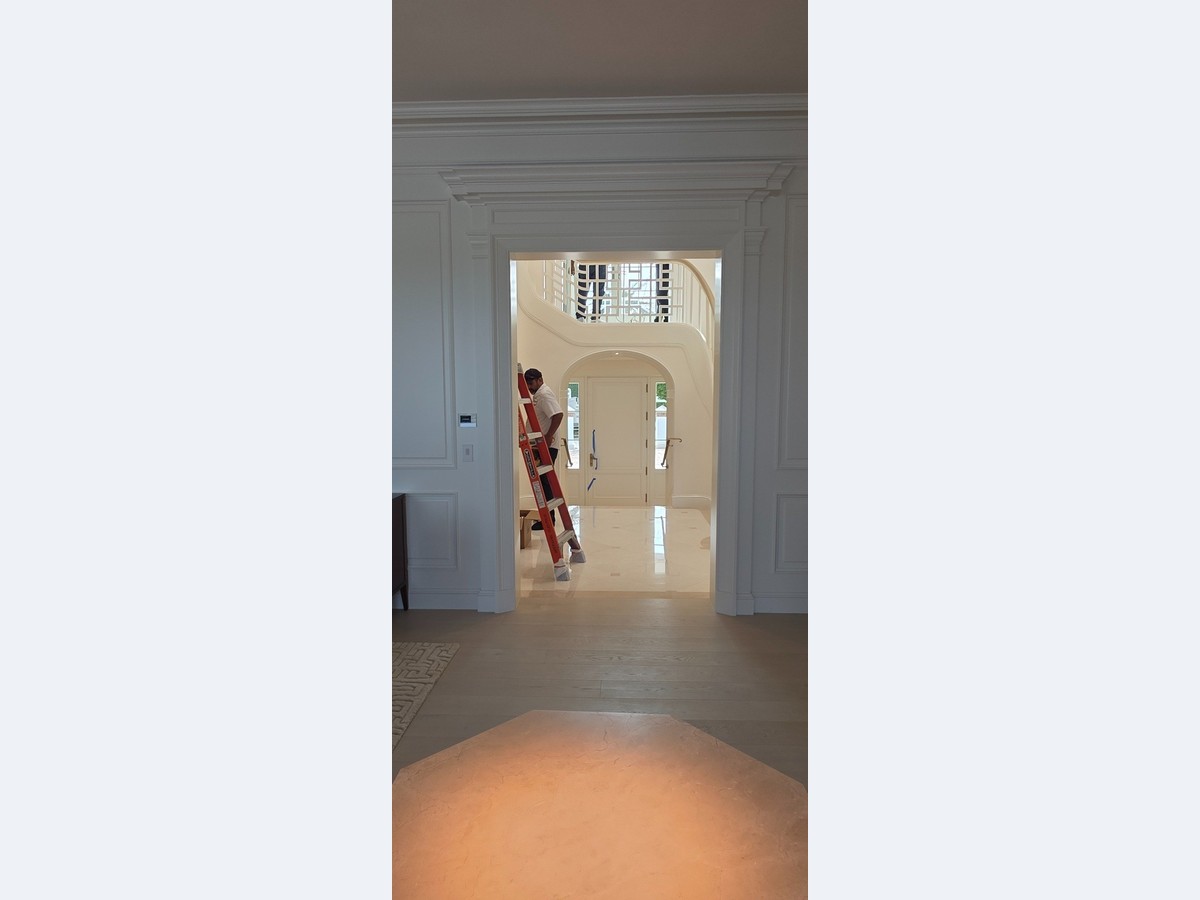 Interior before and after after photo