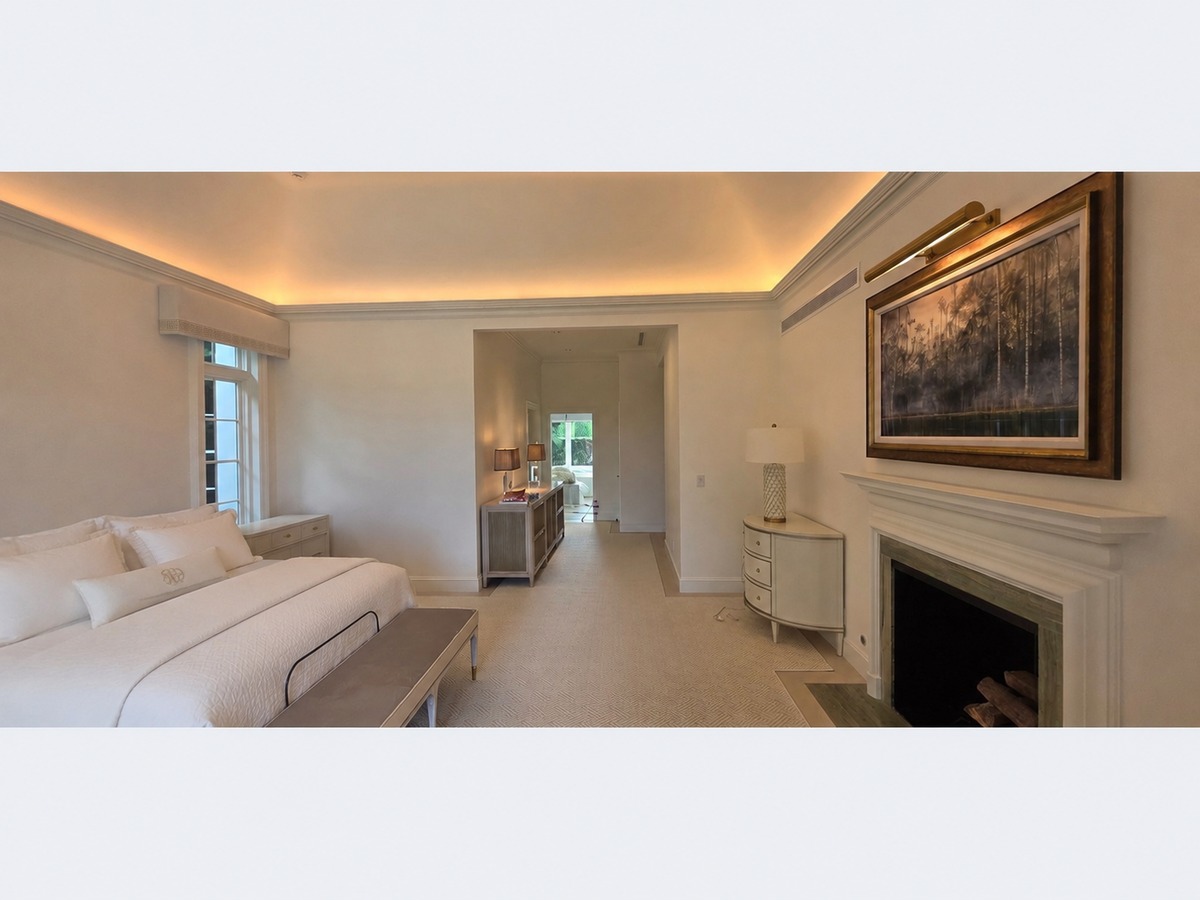 Interior before and after after photo