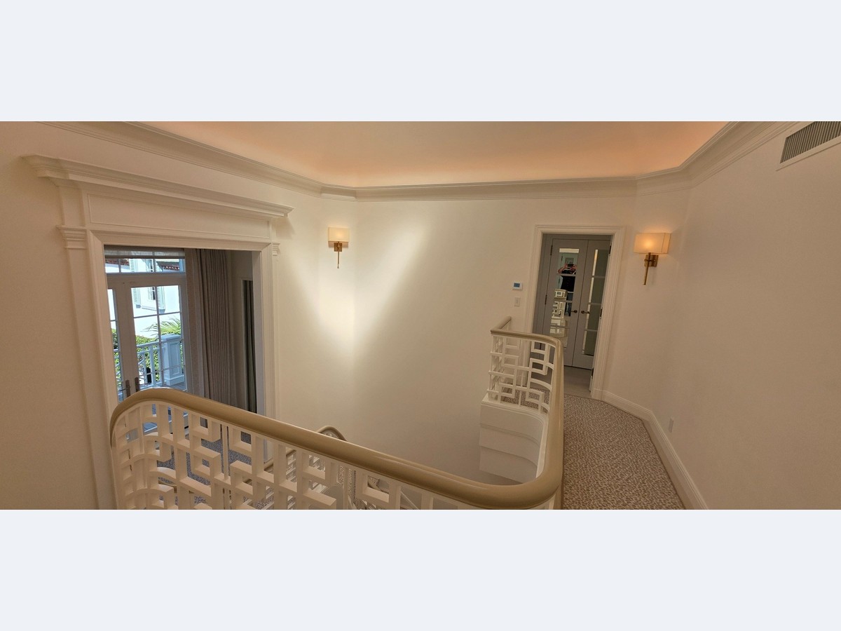 Interior before and after after photo