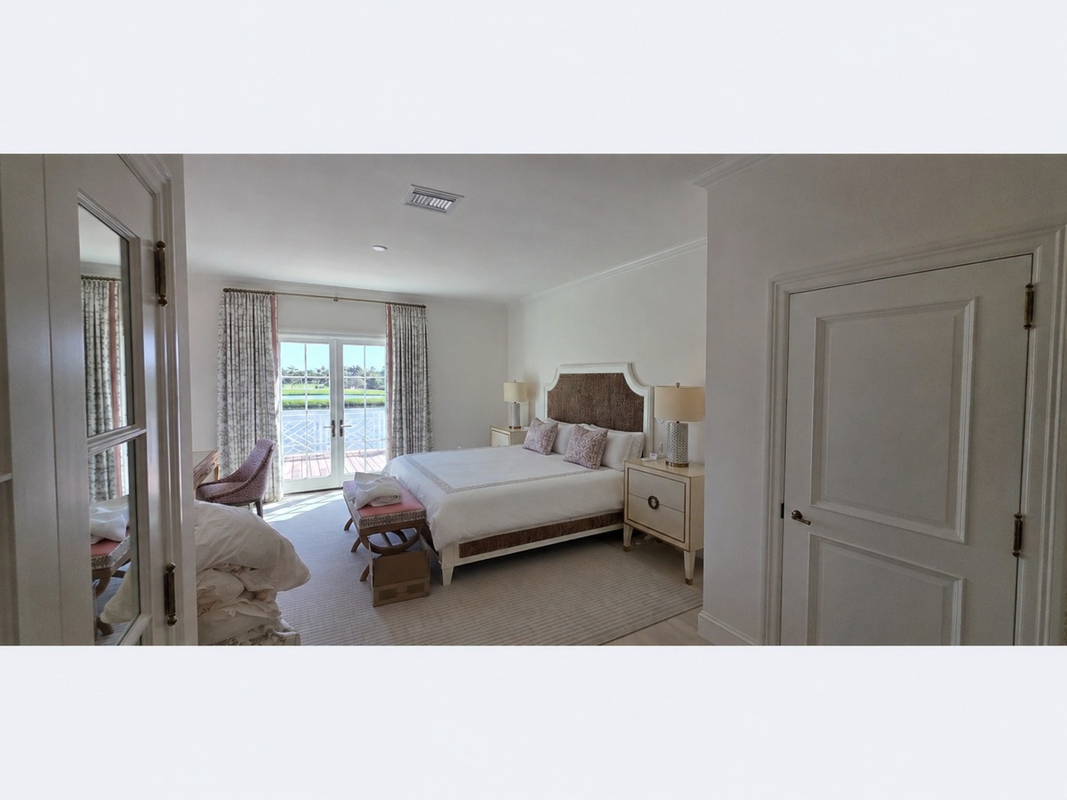 Interior before and after after photo