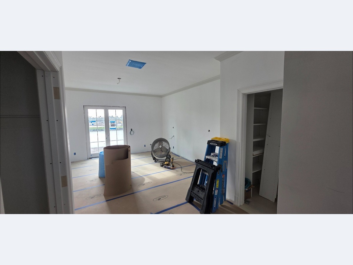 Interior before and after before photo