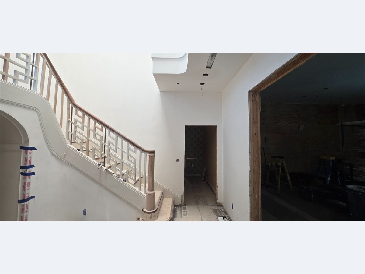 Interior before and after before photo